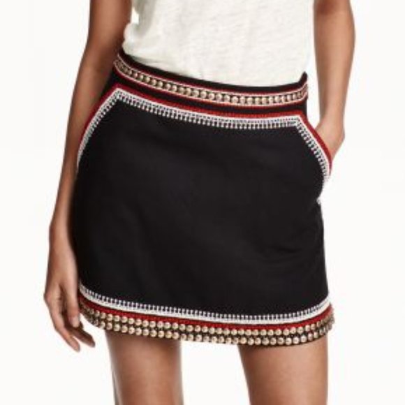 H&M Embellished Embroidered Beaded Boho Pocket Black Mini Skirt - Picture 2 of 6